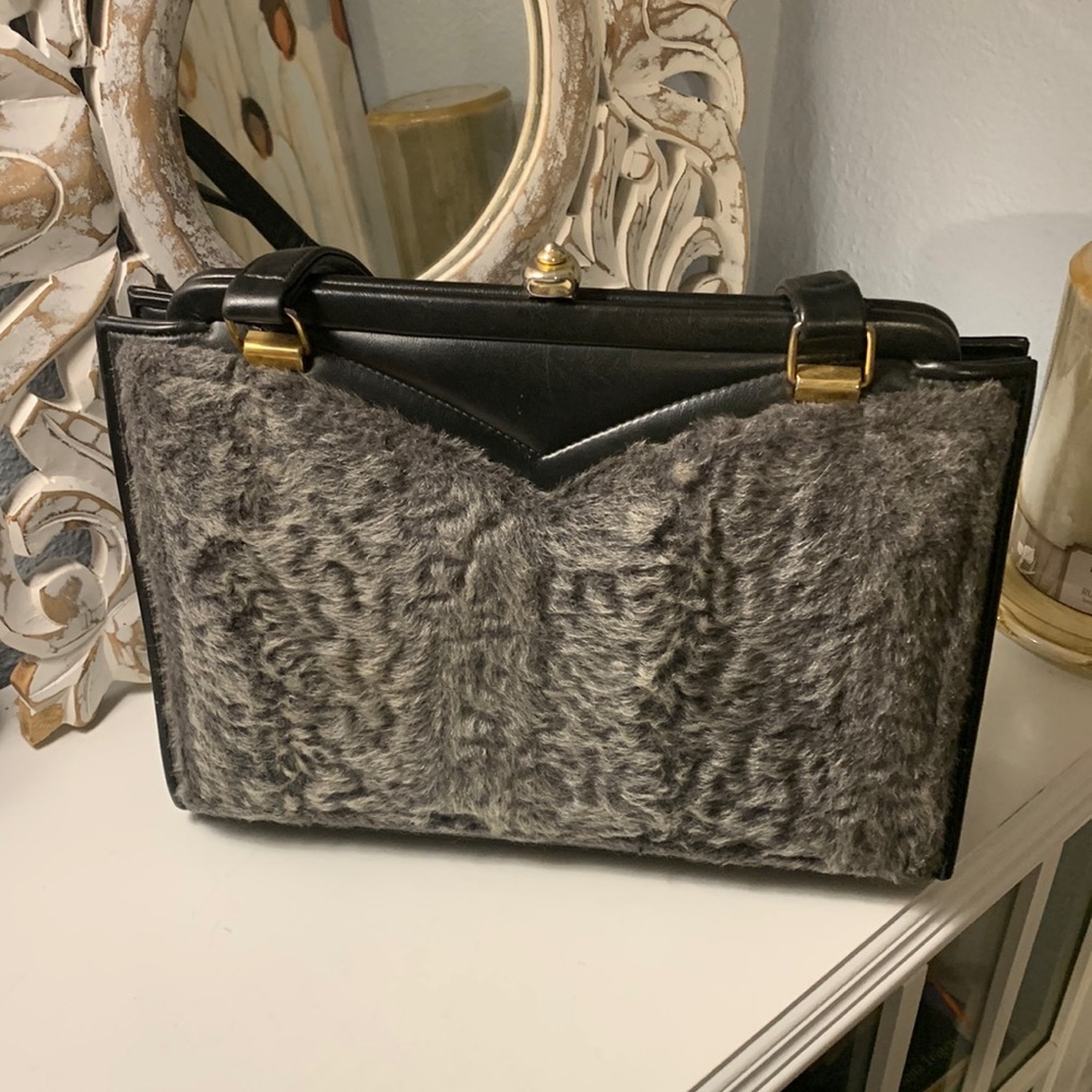 Vintage Faye Mell Design Handbag